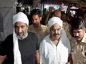 Atiq-Ashraf killing: Shahganj Station Officer suspended for 'negligence' in gangsters' security