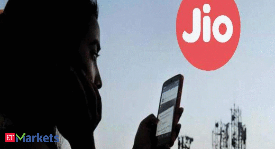 Read more about the article reliance jio q4 results: Reliance Jio Q4 Results: PAT jumps 13% YoY to Rs 4,716 cr; beats estimates