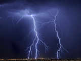 Thunderstorm rolls through Las Vegas