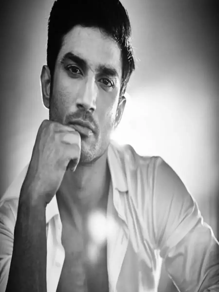 8 Bollywood actors who died young | mirchiplus