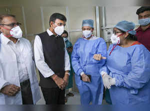 New Delhi: Union Health Minister Mansukh Mandaviya interacts with healthcare wor...