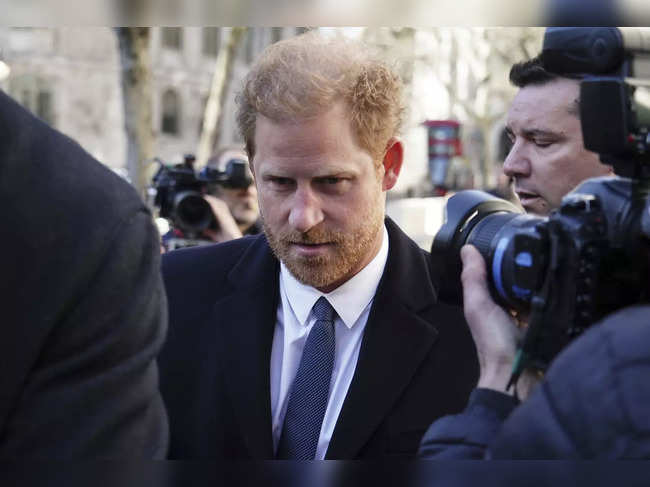 Prince Harry in court for phone hacking suit vs UK tabloid