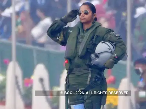 first woman to fly rafale