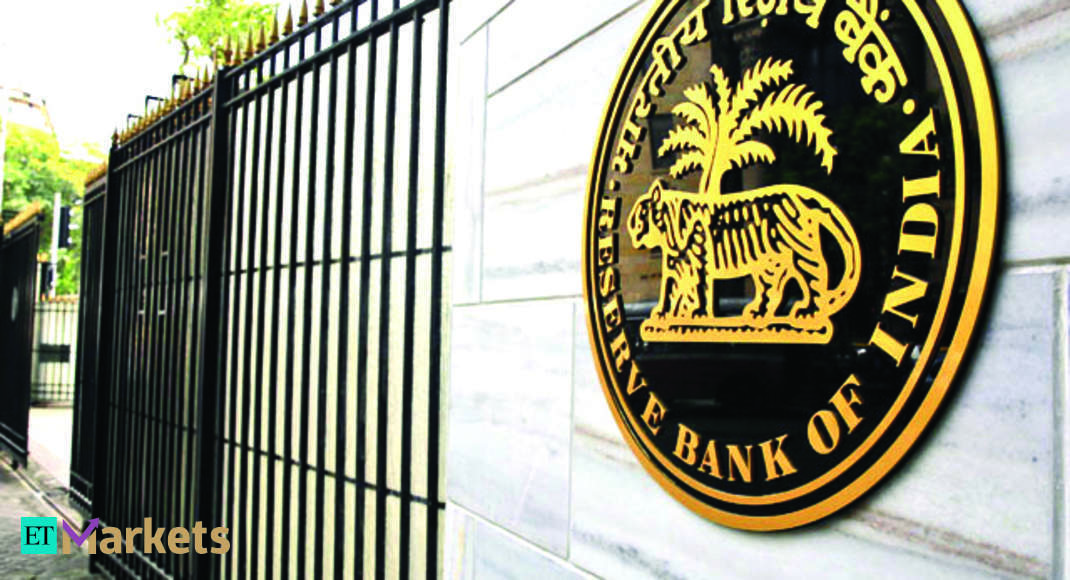 Interbank call money rate surges over RBI’s corridor