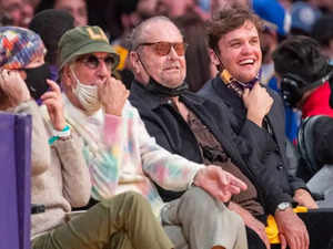 Jack Nicholson return to court-side seat at Lakers Playoff Game after 2021, receives JumboTron tribute