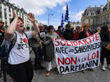Thousands protest French government's immigration plans