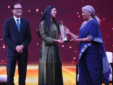​LIFETIME ACHIEVEMENT AWARD​