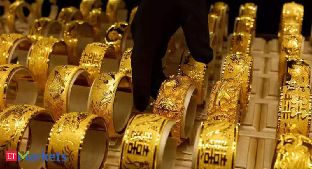 Gold steady as traders await Fed meeting