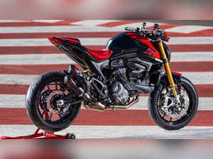 Ducati drives in Monster SP