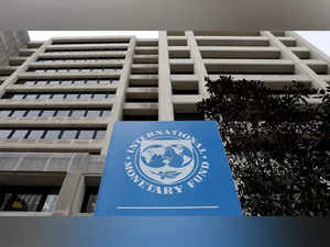 IMF's staff-level agreement with Pakistan looks dicey: Report