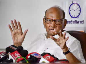 Sharad Pawar picture abhi baaki hai