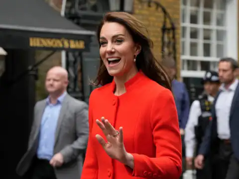 Kate supervises