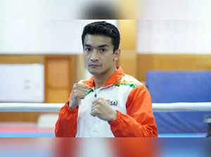 Shiva Thapa crashes out of World Boxing Championships