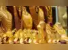 Image for Buyers keep hands off gold,