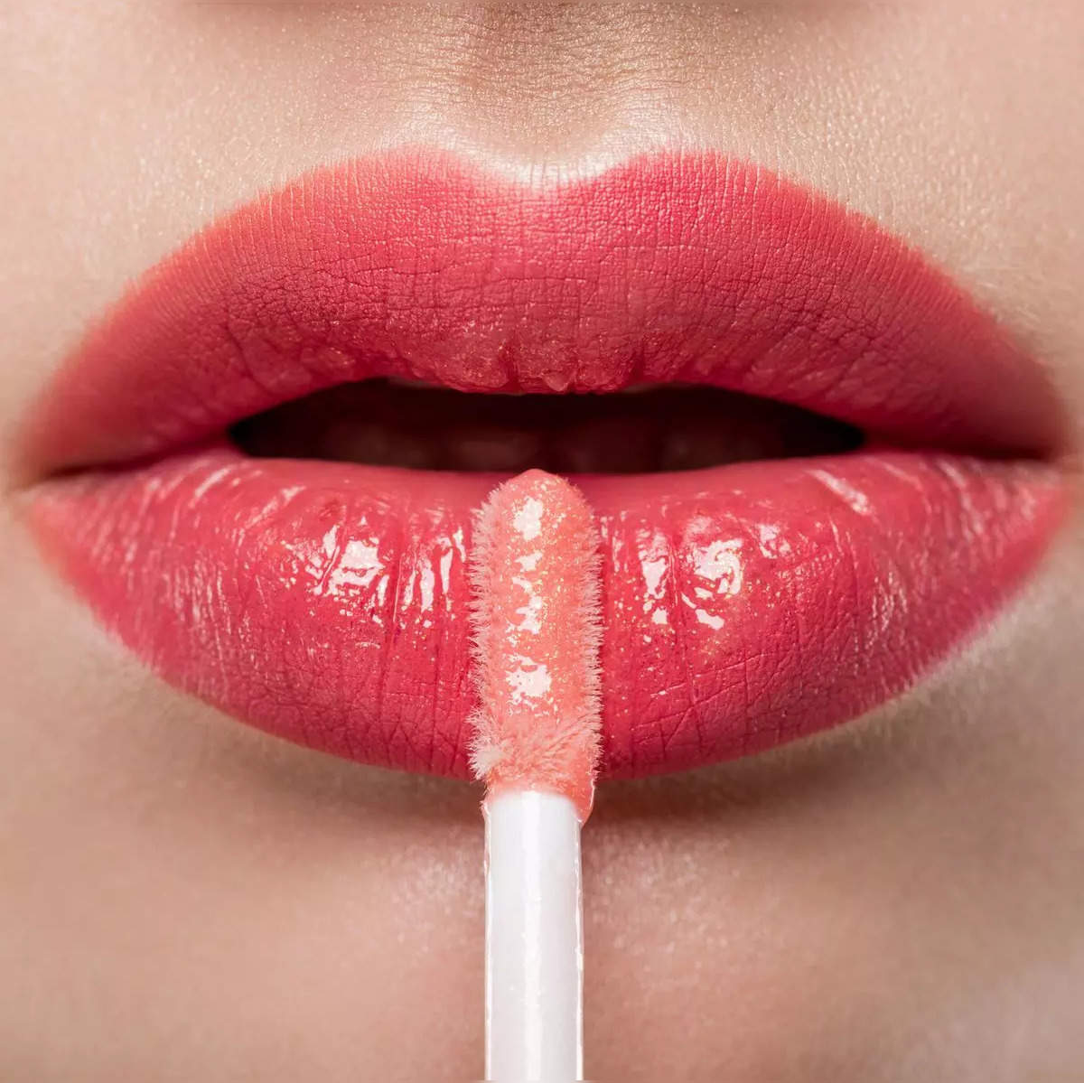 Glamorous Make Your Own Lip Gloss To Repair And Enhance Lips 