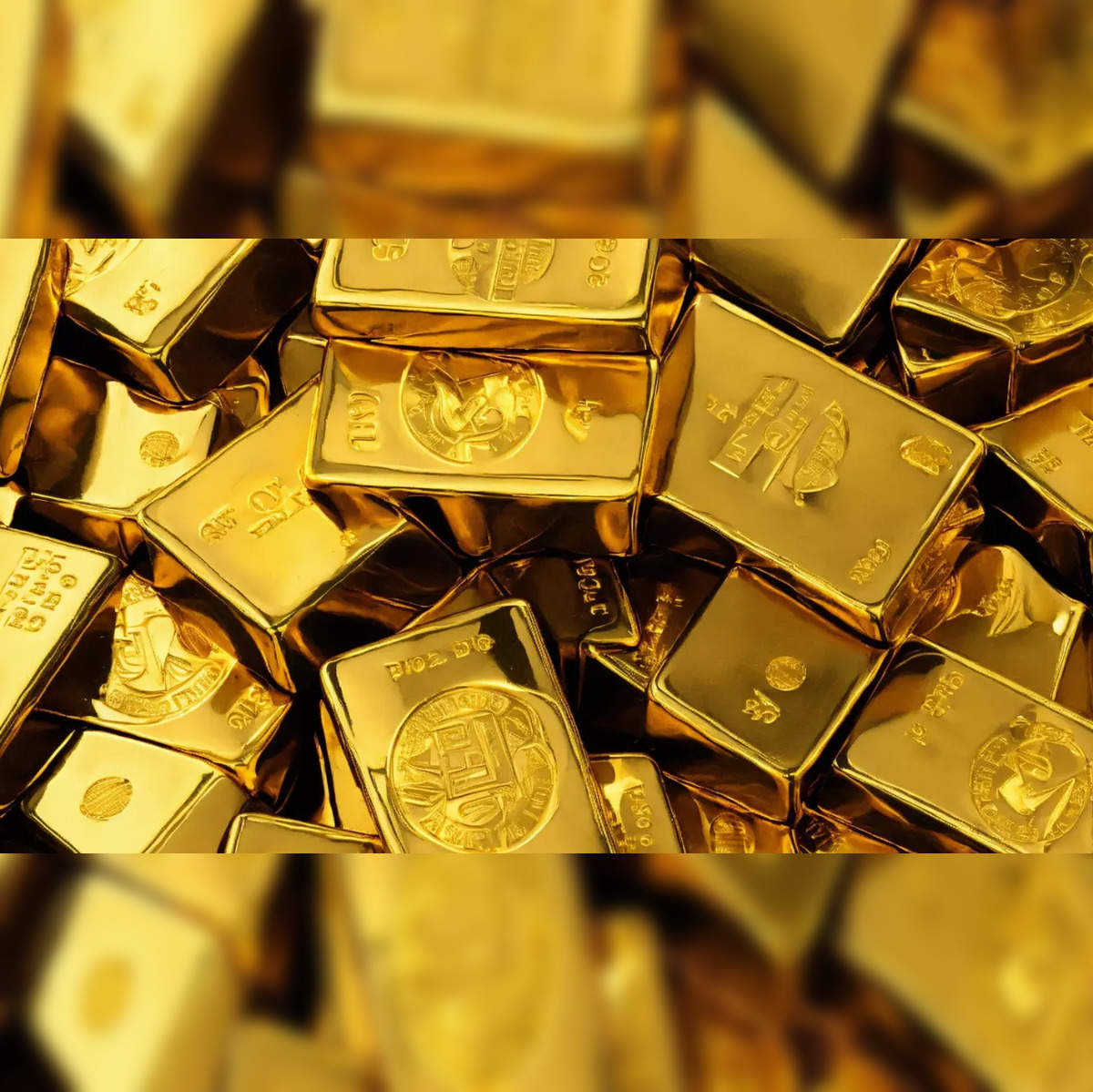Gold Price Falls Below ,400, Hits Five-Day Low