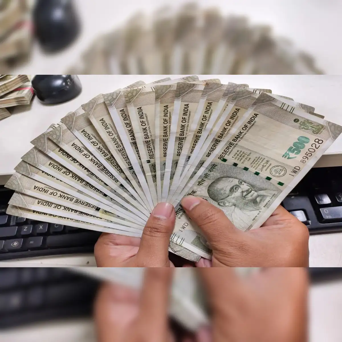 Rupee recovers 75 paise from all-time low to close at 88.06 against US  dollar - The Economic Times