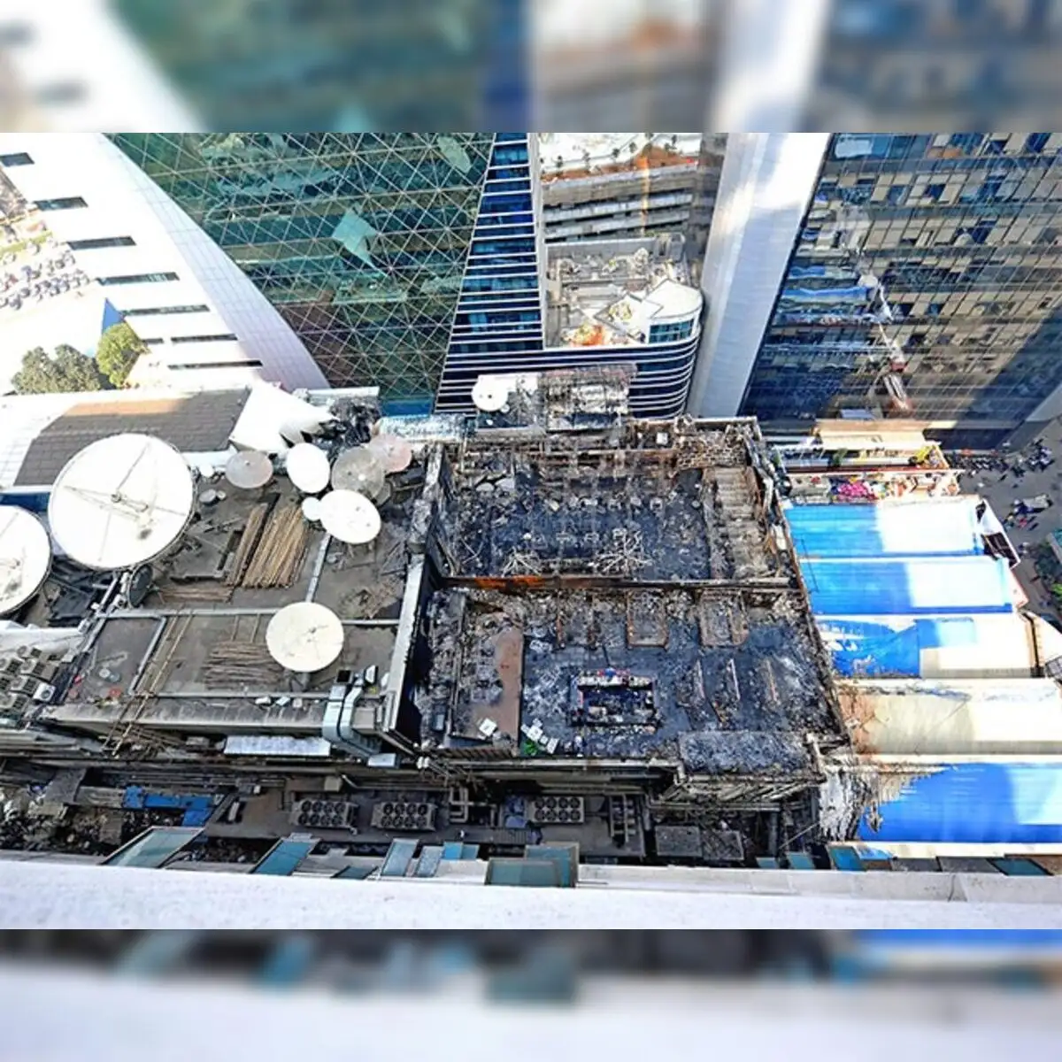 Mumbai fire: Elphinstone Road stampede and Kamla Mills fire indicate Lower  Parel needs infra revamp: Experts - The Economic Times