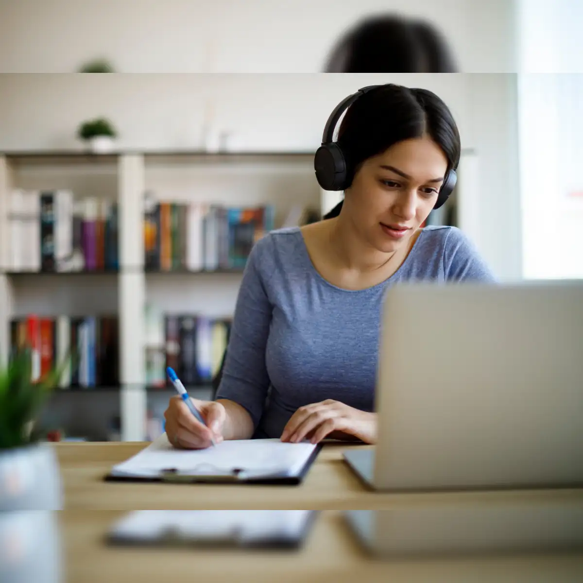 How e-learning can propel mid-career professionals forward - The Economic  Times