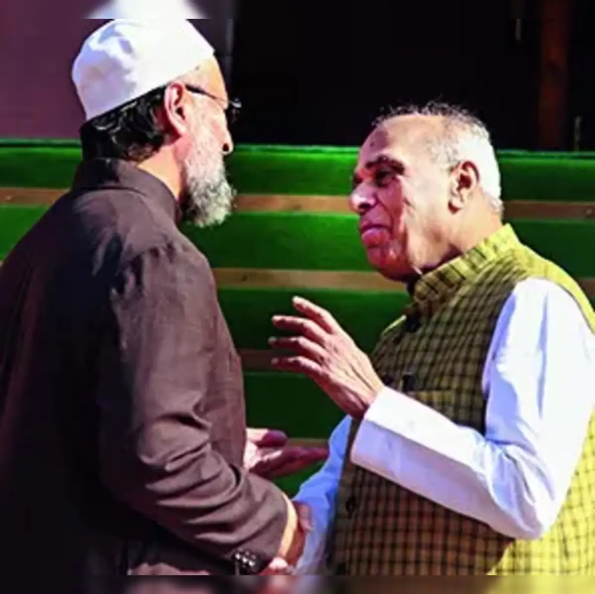 Darul Uloom Deoband opposes Waqf Act changes - The Economic Times