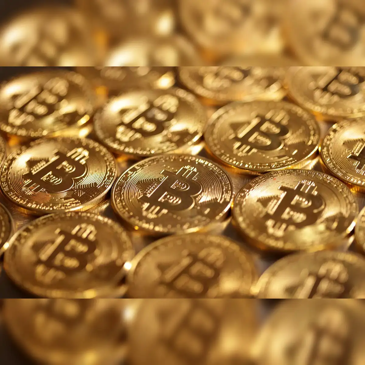 bitcoin: In Niagara Falls, bitcoin mining brings a new roar to town - The  Economic Times