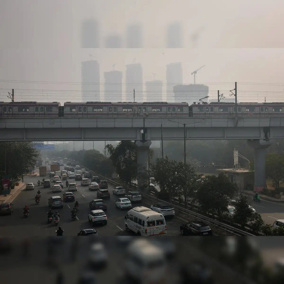 Retailers, restaurants cite air pollution for weaker December quarter sales  in North India - The Economic Times