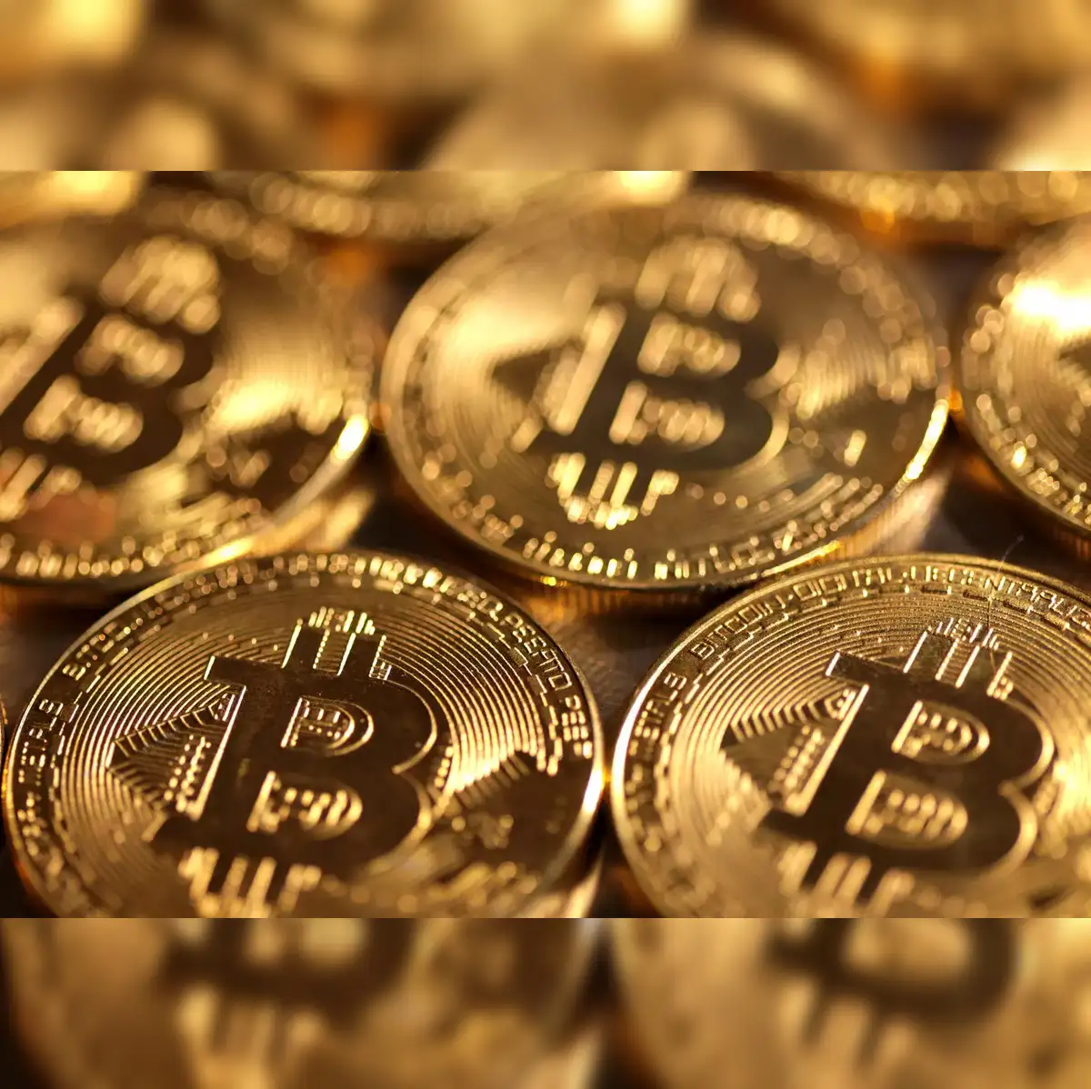 Crypto Price Today Live: Bitcoin at $20,400; Ethereum climbs 4%, Dogecoin  edges lower