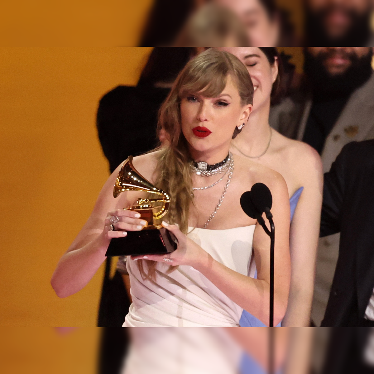 Taylor Swift announced new album at the Grammys only because she won