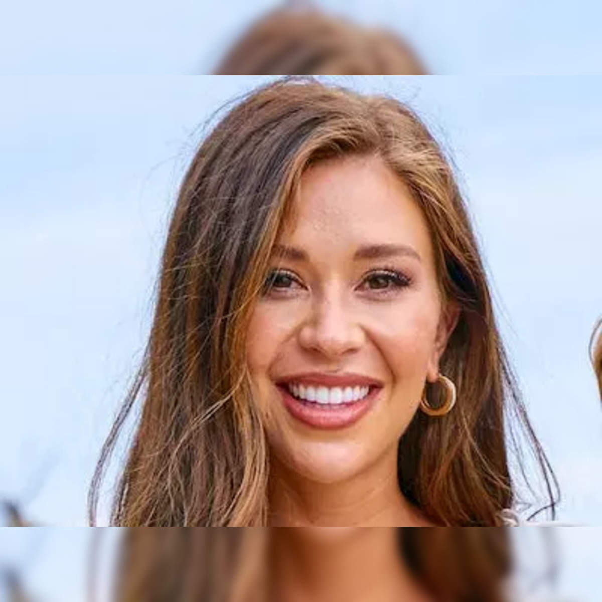 Bachelorette' Star Gabby Windey Is Dating Robby Hoffman