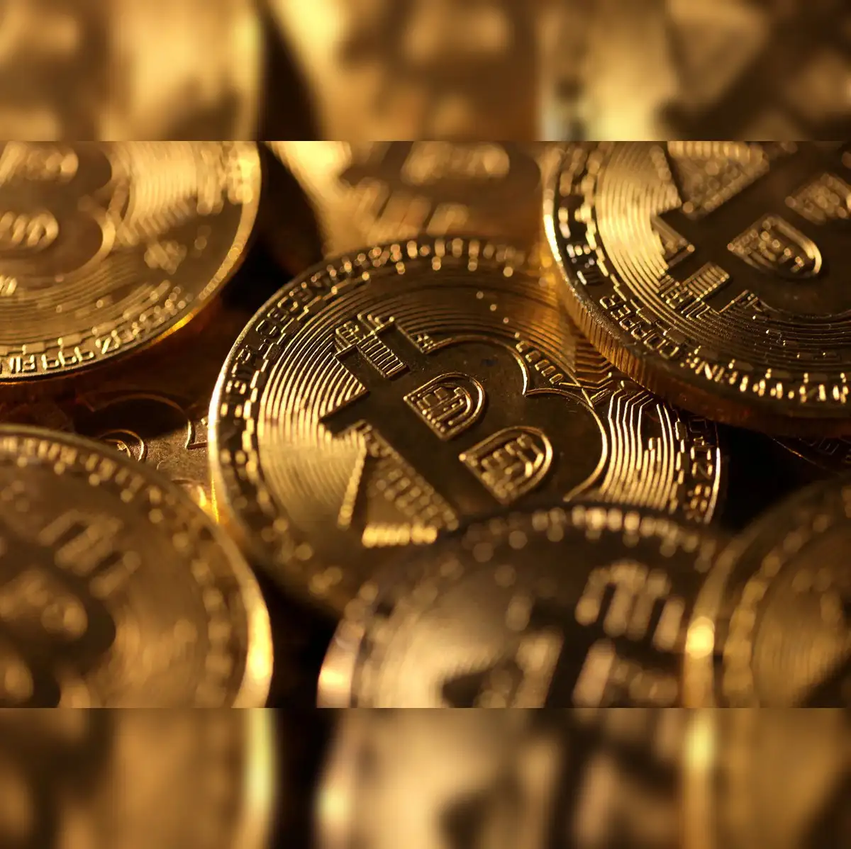 I-T department flags major risks of cryptocurrencies, joins RBI in  cautioning against VDAs - The Economic Times
