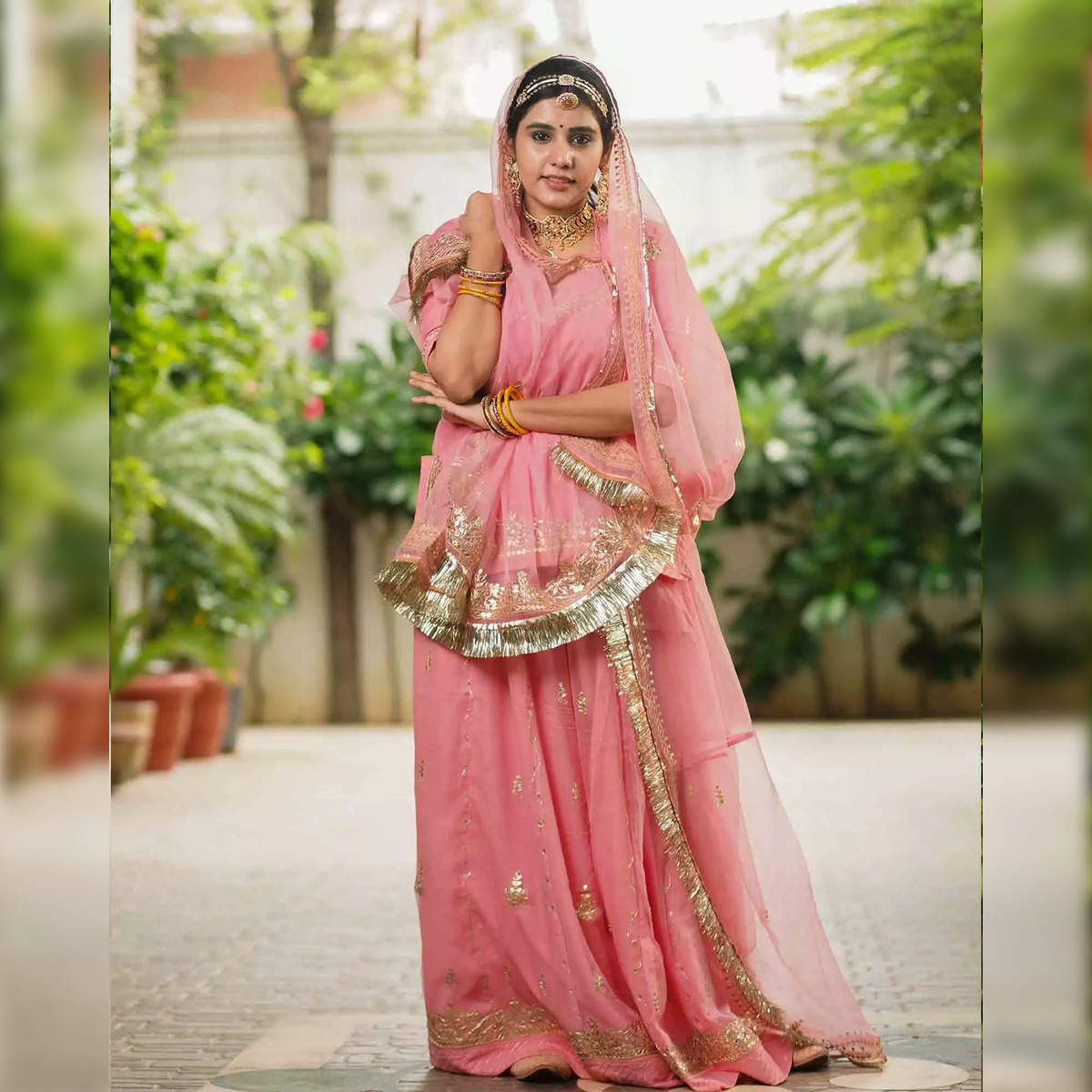 Women in traditional Rajasthani dress, India Stock Photo - Alamy