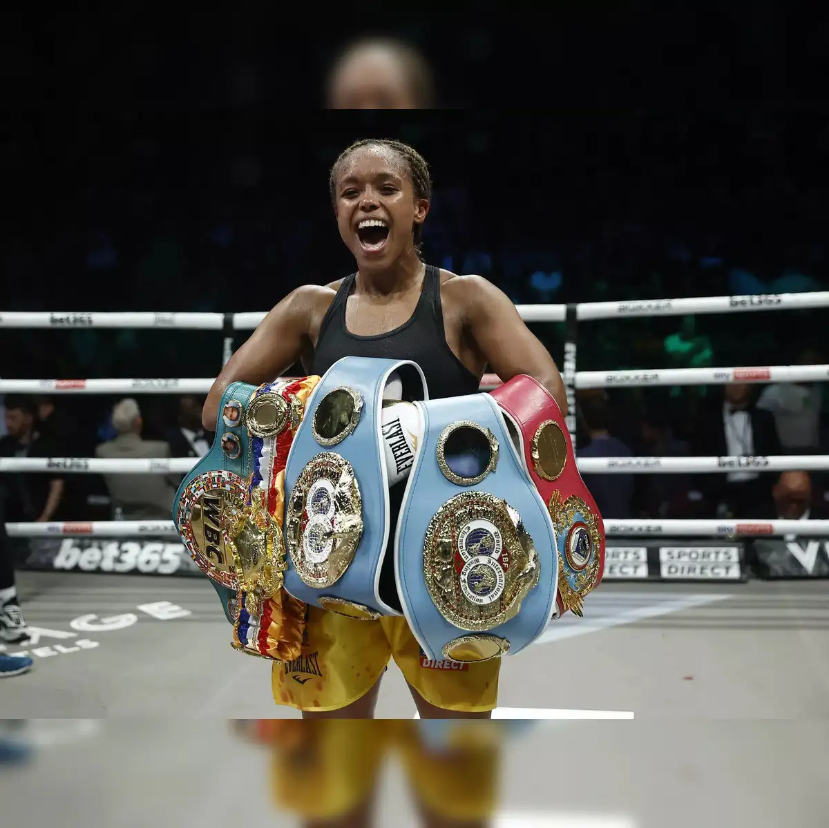 Natasha Jonas defeats MarieEve Dicaire to unify the IBF, WBC and WBO
