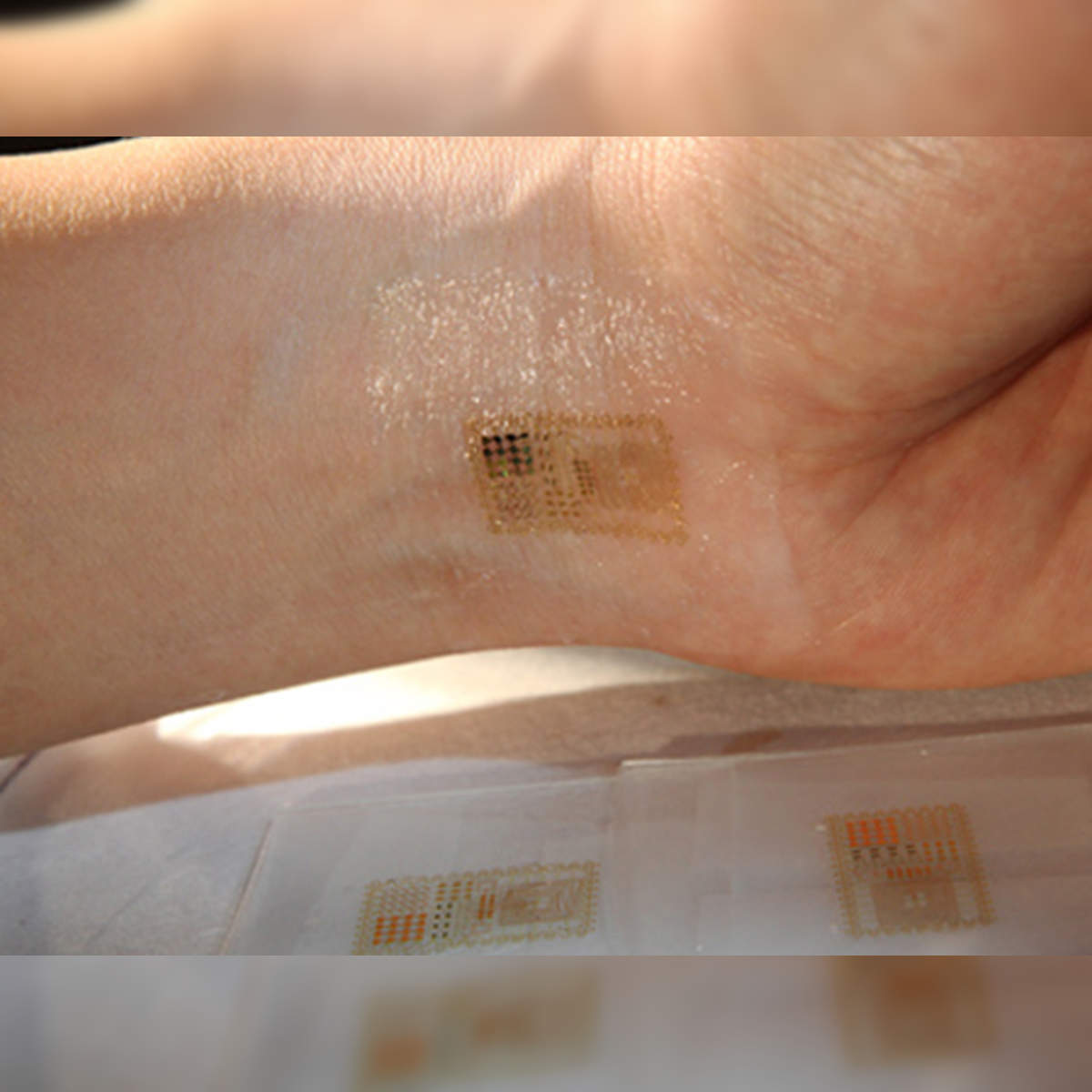 Graphene electronic-tattoo monitors blood pressure over time