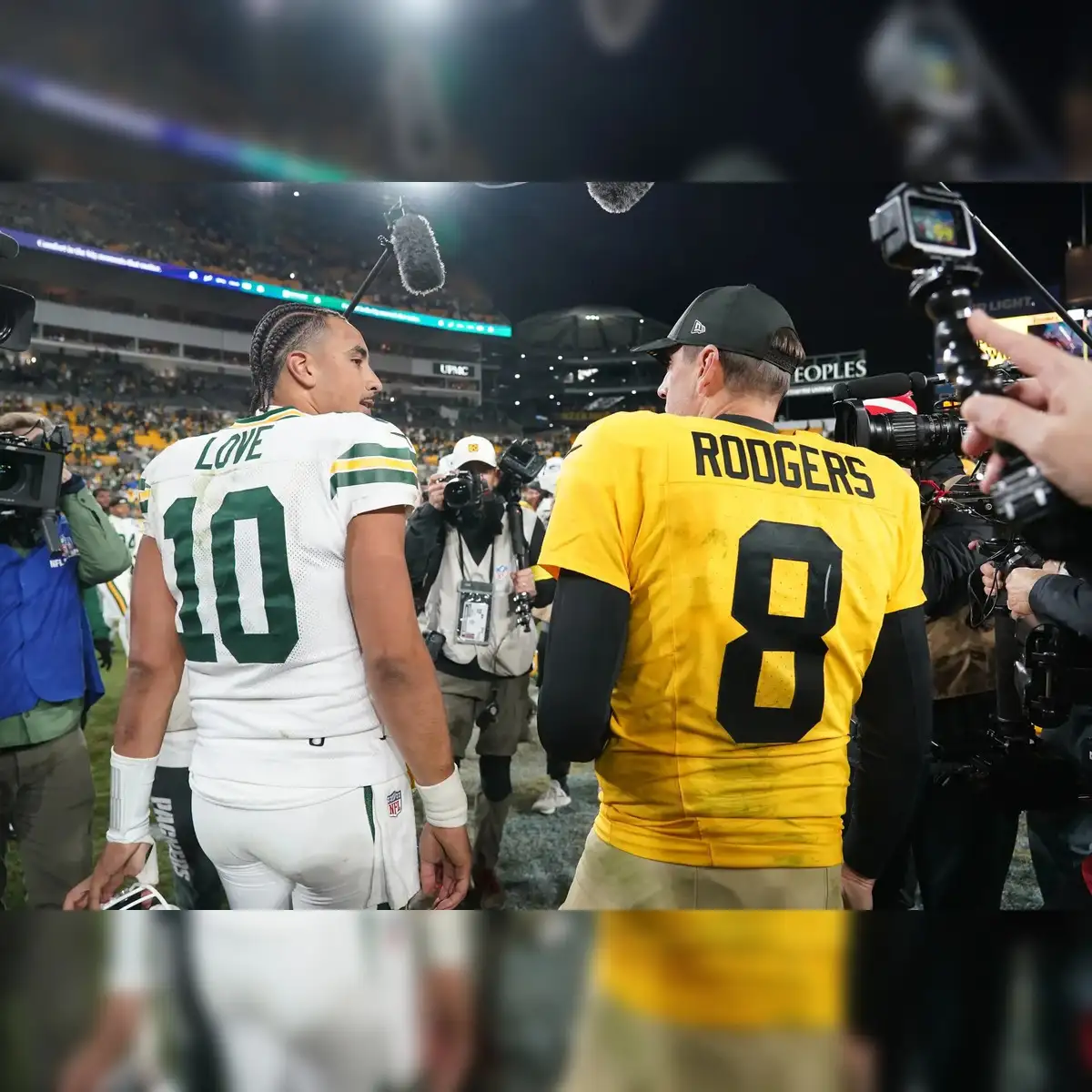 Jordan Love outshines Aaron Rodgers as Packers hand Steelers second  straight defeat - The Economic Times