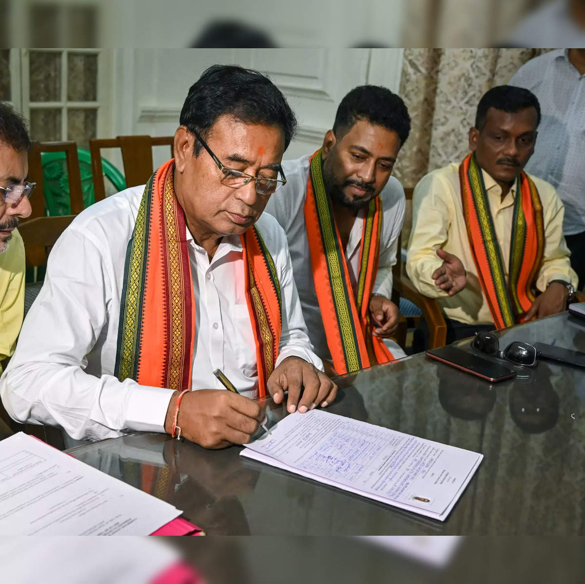 Eyeing Rajbanshi vote bank in 2024 LS polls BJP nominates Ananta  