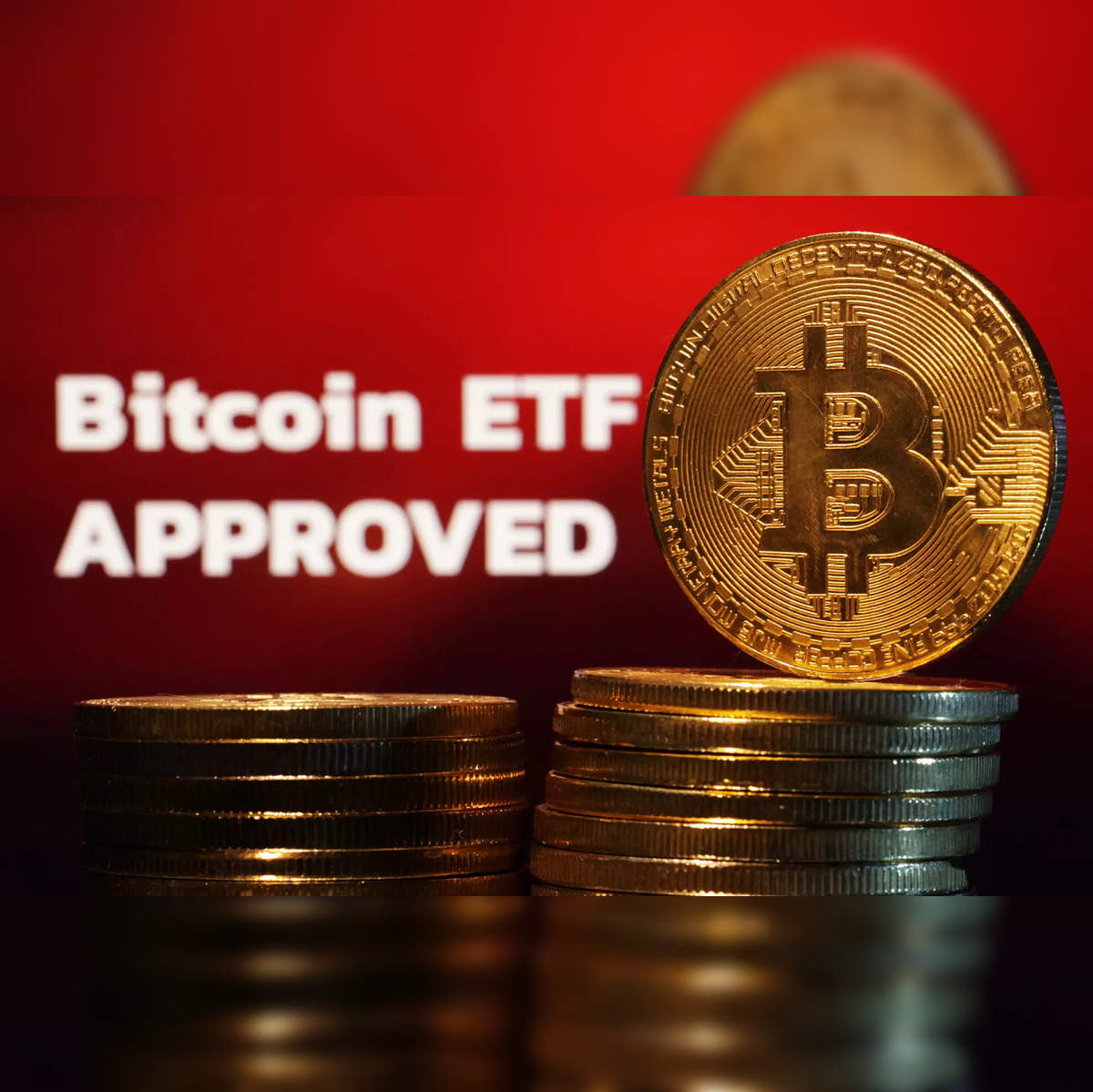 Bitcoin ETFs come with risks. Here s what you should know The