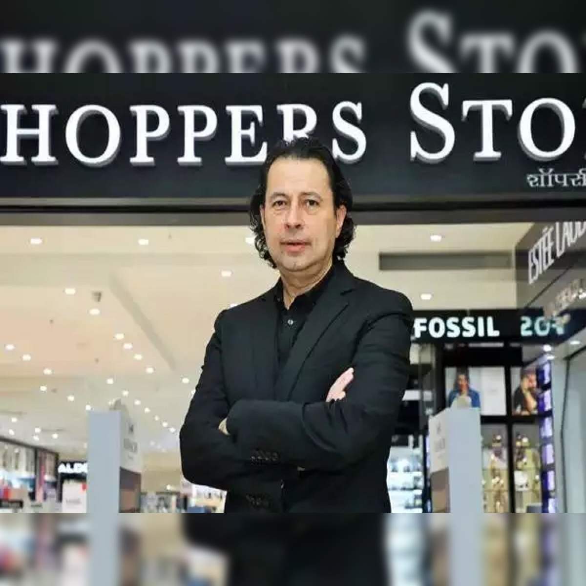 Shoppers Stop MD Rajiv Suri quits - The Economic Times