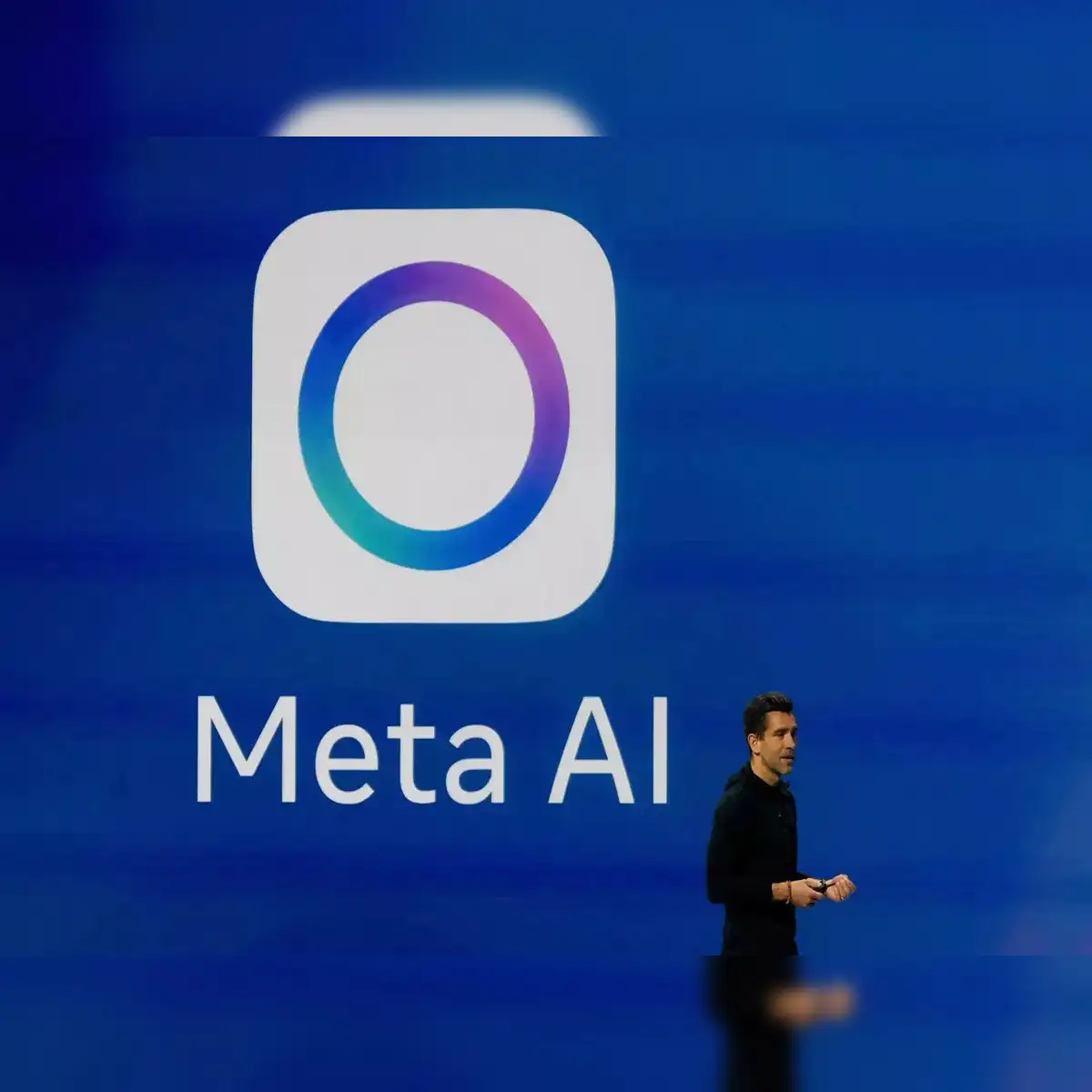 Facebook parent company Meta plans layoffs in Reality Labs division  responsible for Ray-Ban smart glasses, wristwatch - The Economic Times