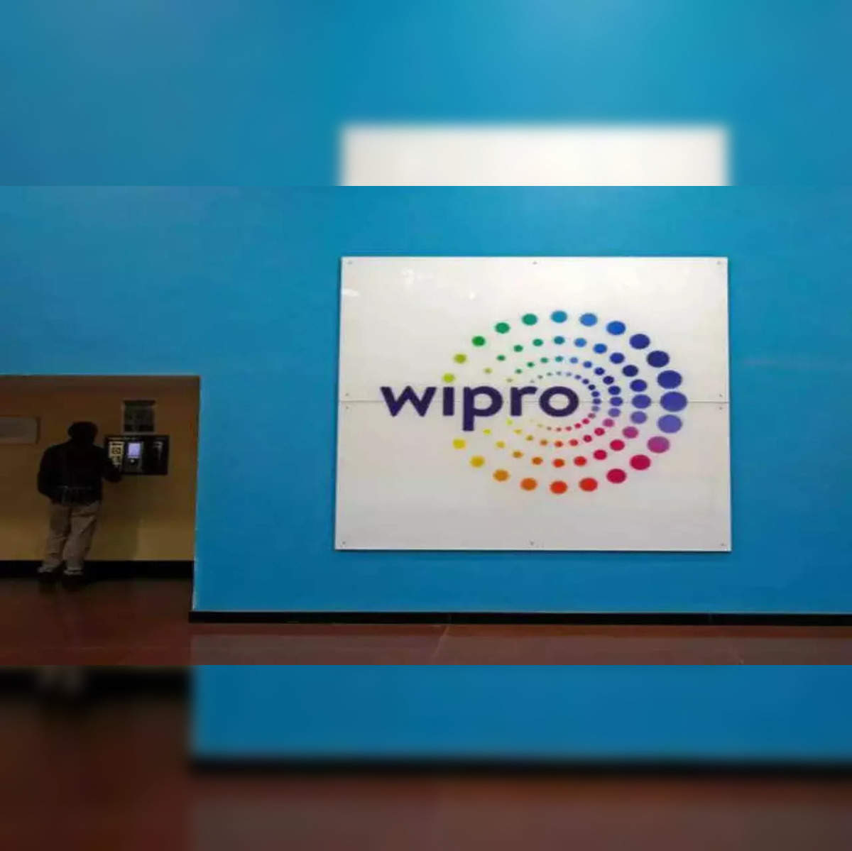 Wipro announces its AI plans, eyes big on investing $1 billion in coming  three years - Wipro plans big for AI investment, launches ai360 service to  increase its overall operations -