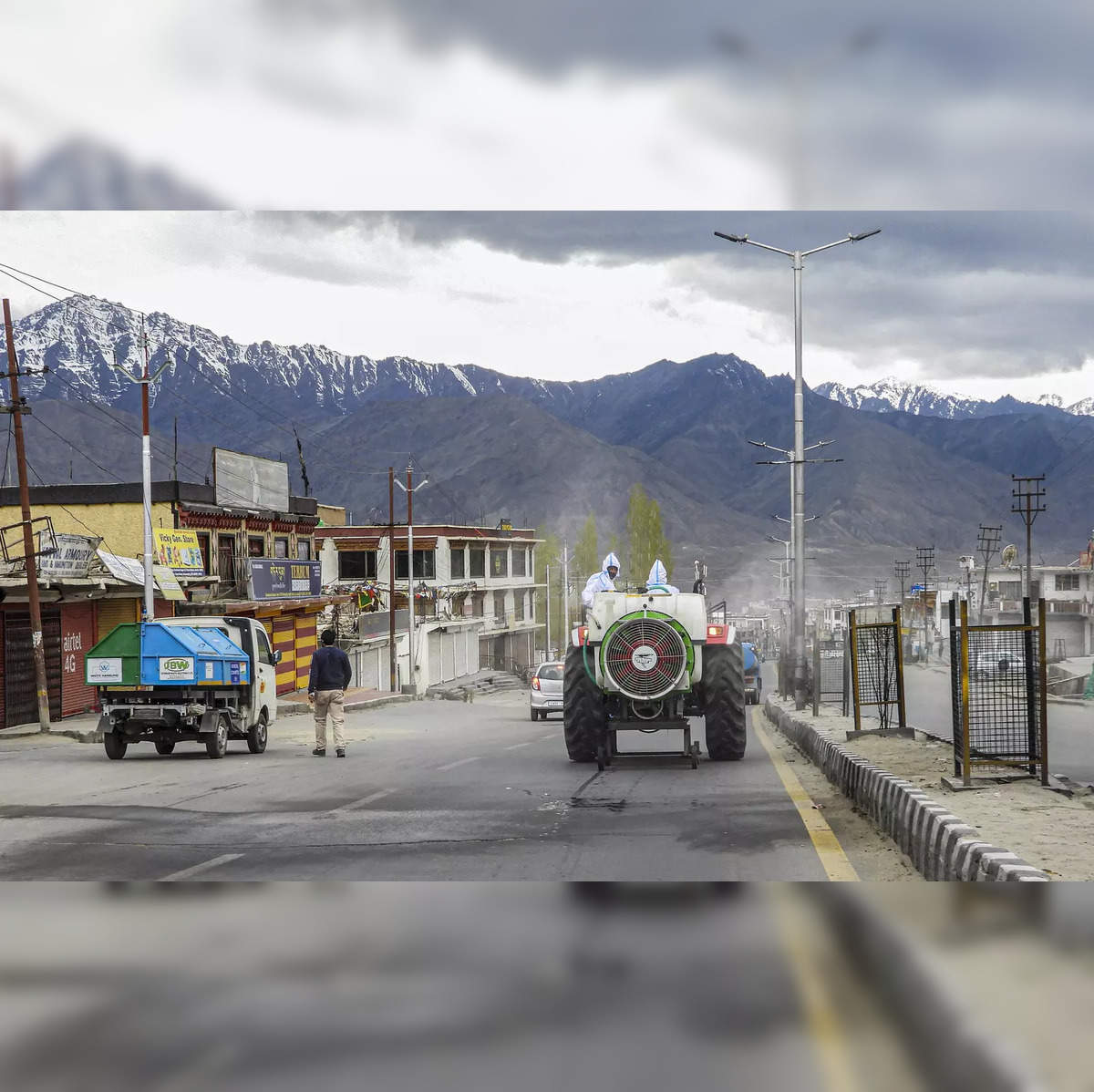 Nubra valley tour • Leh-Ladakh Taxi Driver