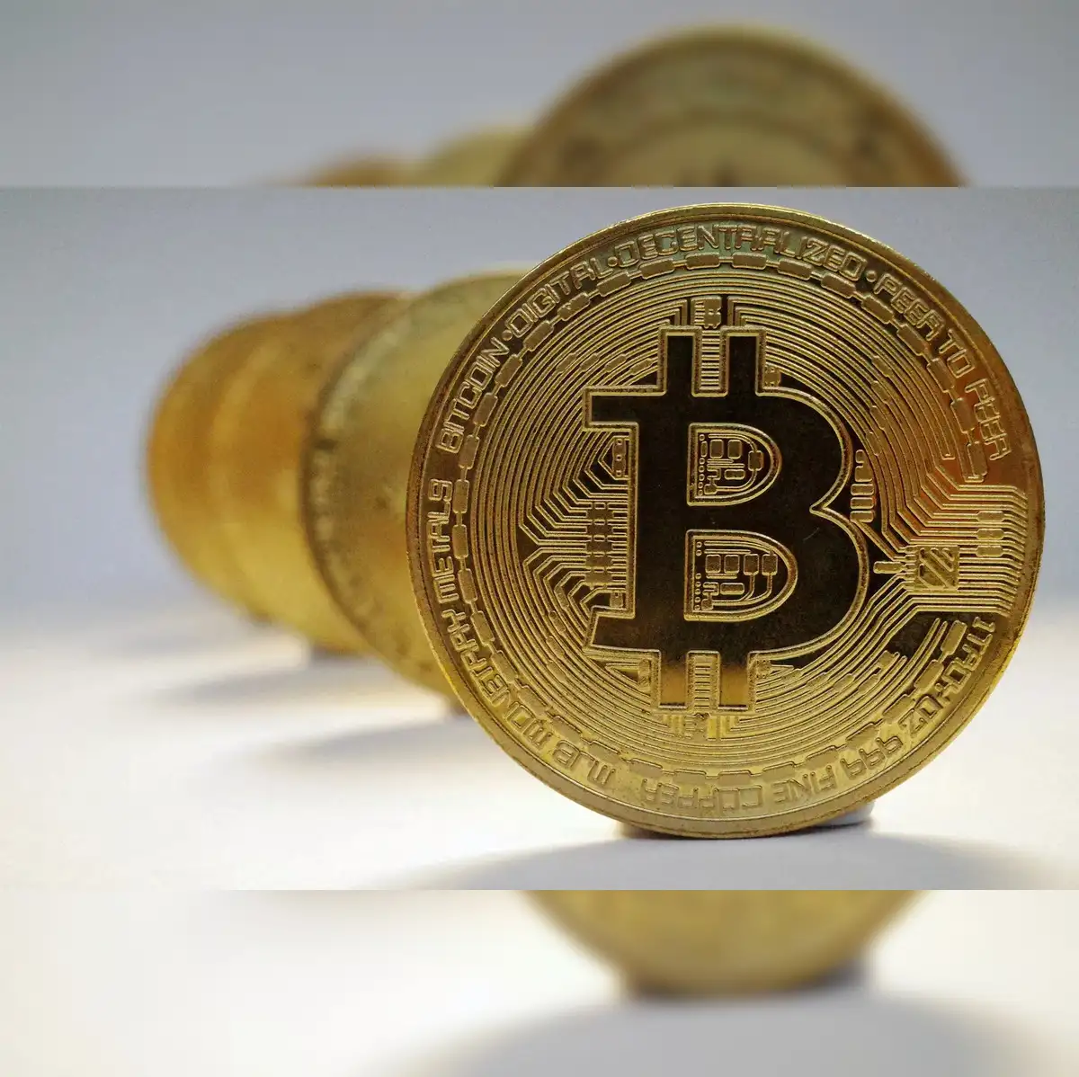 cryptocurrency: Crypto players seek re-look of proposed TDS provision - The  Economic Times