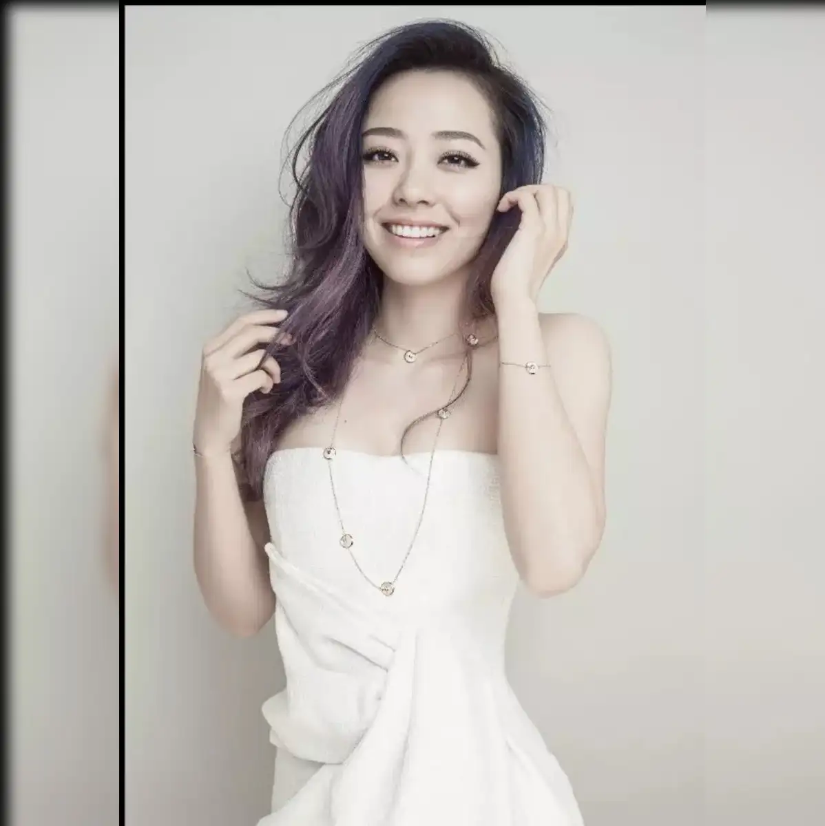 Jane Zhang Covid News: Chinese singer Jane Zhang deliberately infects  herself with Covid-19, draws public ire - The Economic Times