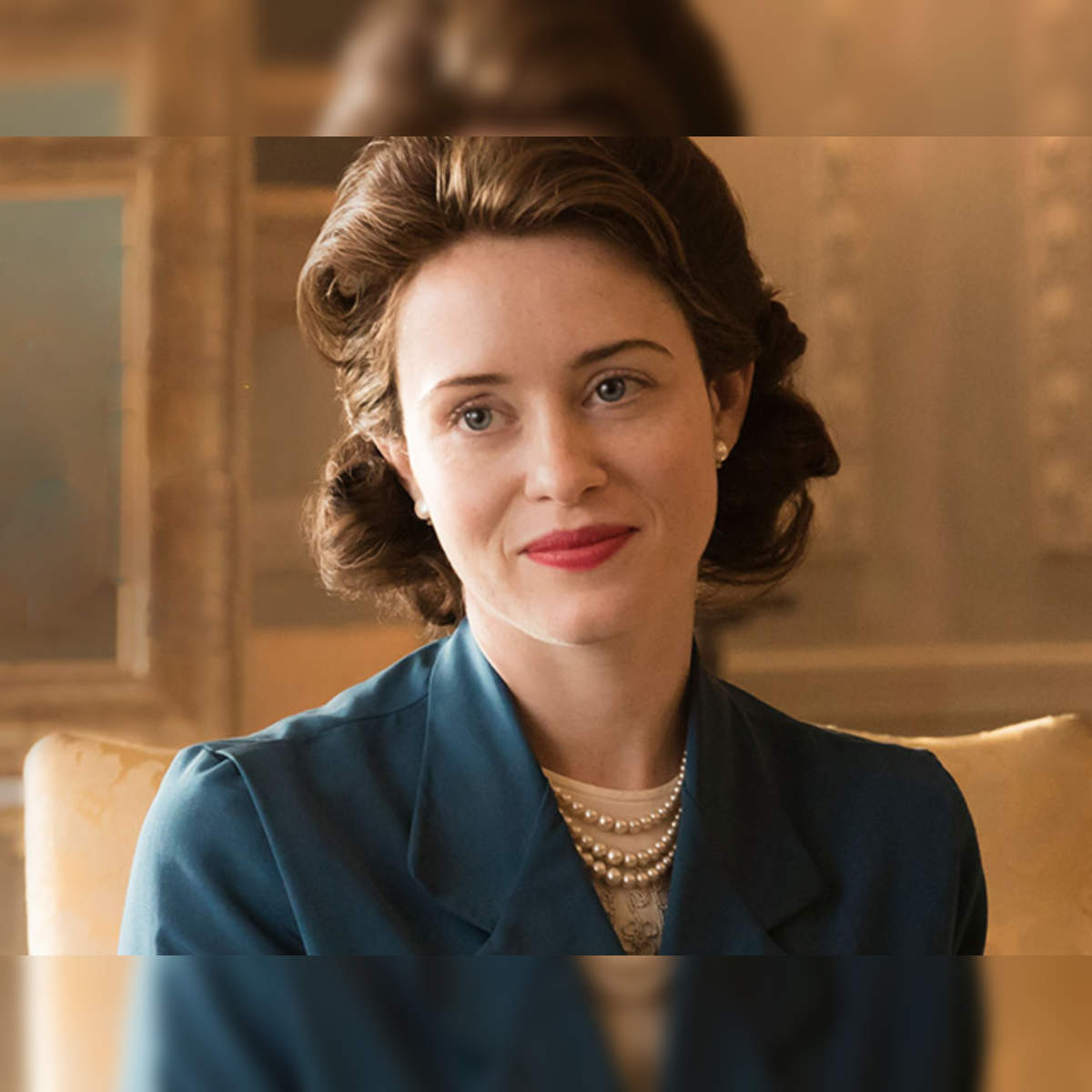 The Crown's Claire Foy on Moving Past Queen Elizabeth and the Pay-Gap  Controversy