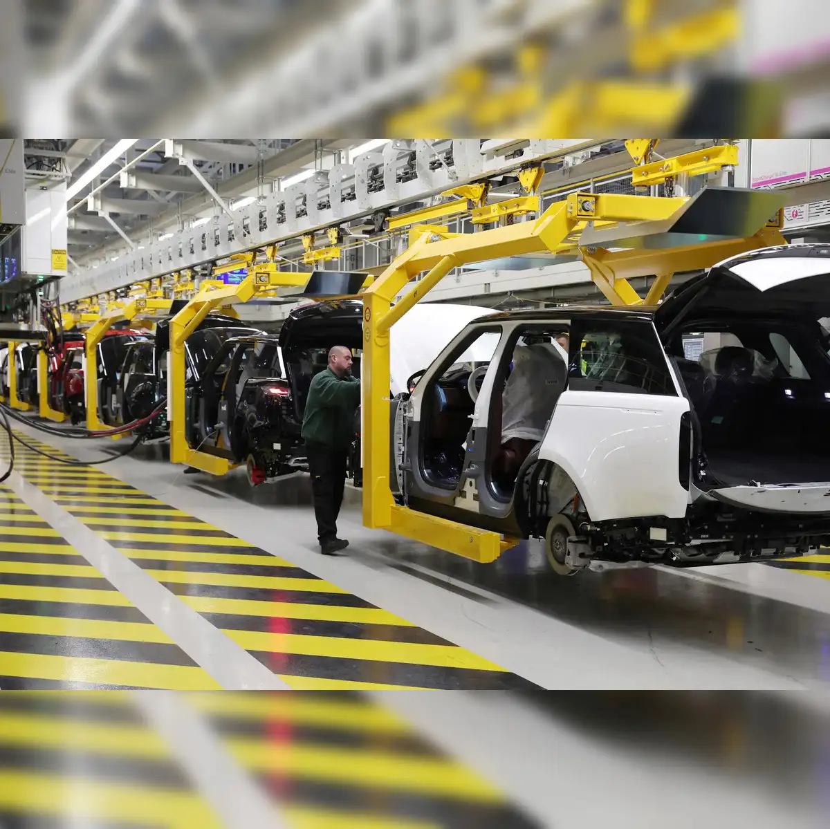 Tata Motors to start assembling Range Rover Evoque in its new India plant -  The Economic Times