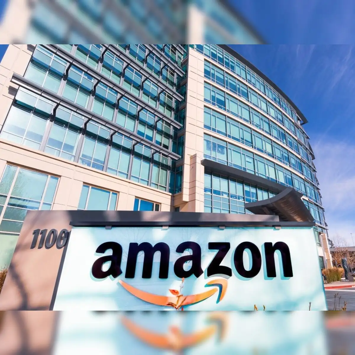 Amazon denies any plans to accept Bitcoin as payments, but shows interest  in cryptocurrency - The Economic Times