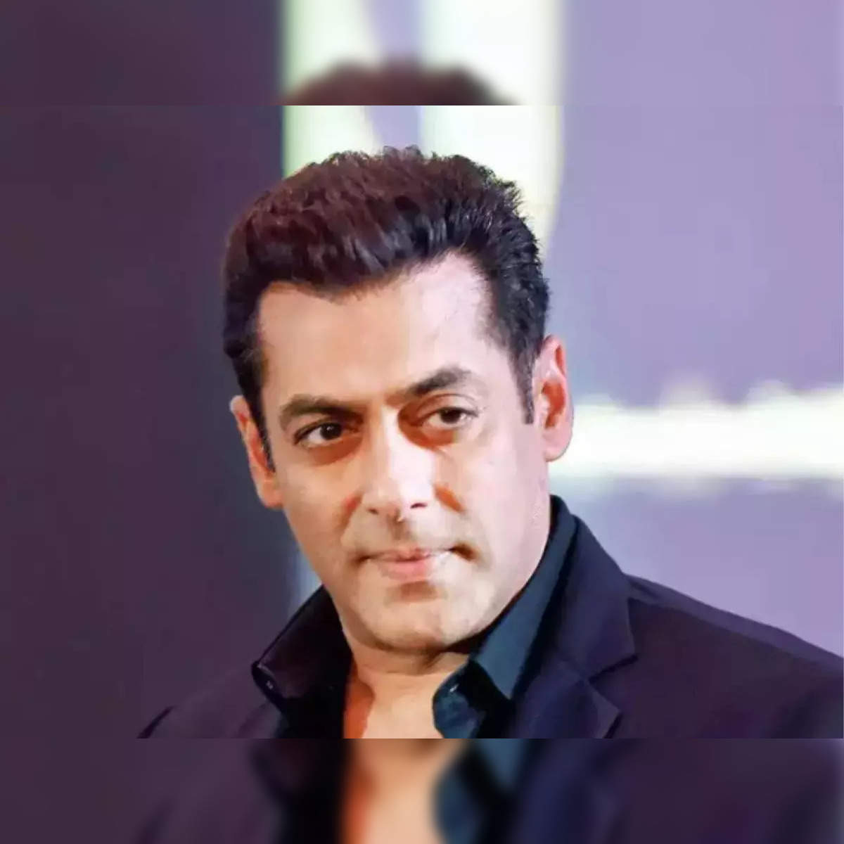 Salman Khan new hairstyle this June 2016 - Photo | Picture | Pic ©  BoxOfficeMovies.in