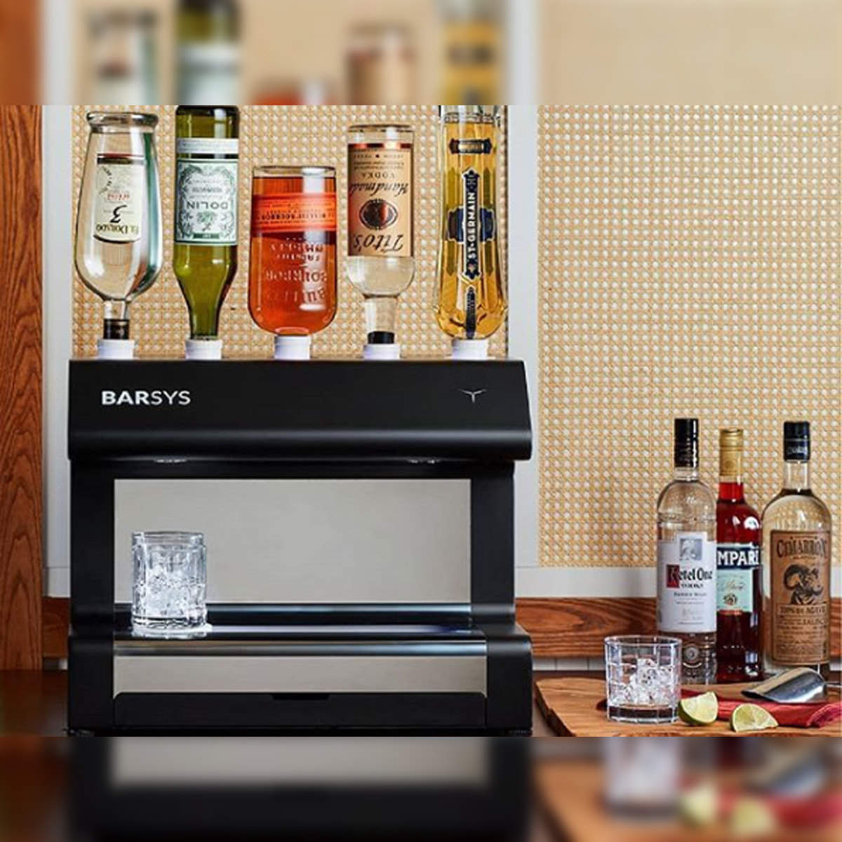 At $1050, now a robot bartender will make 2,000 types of cocktails