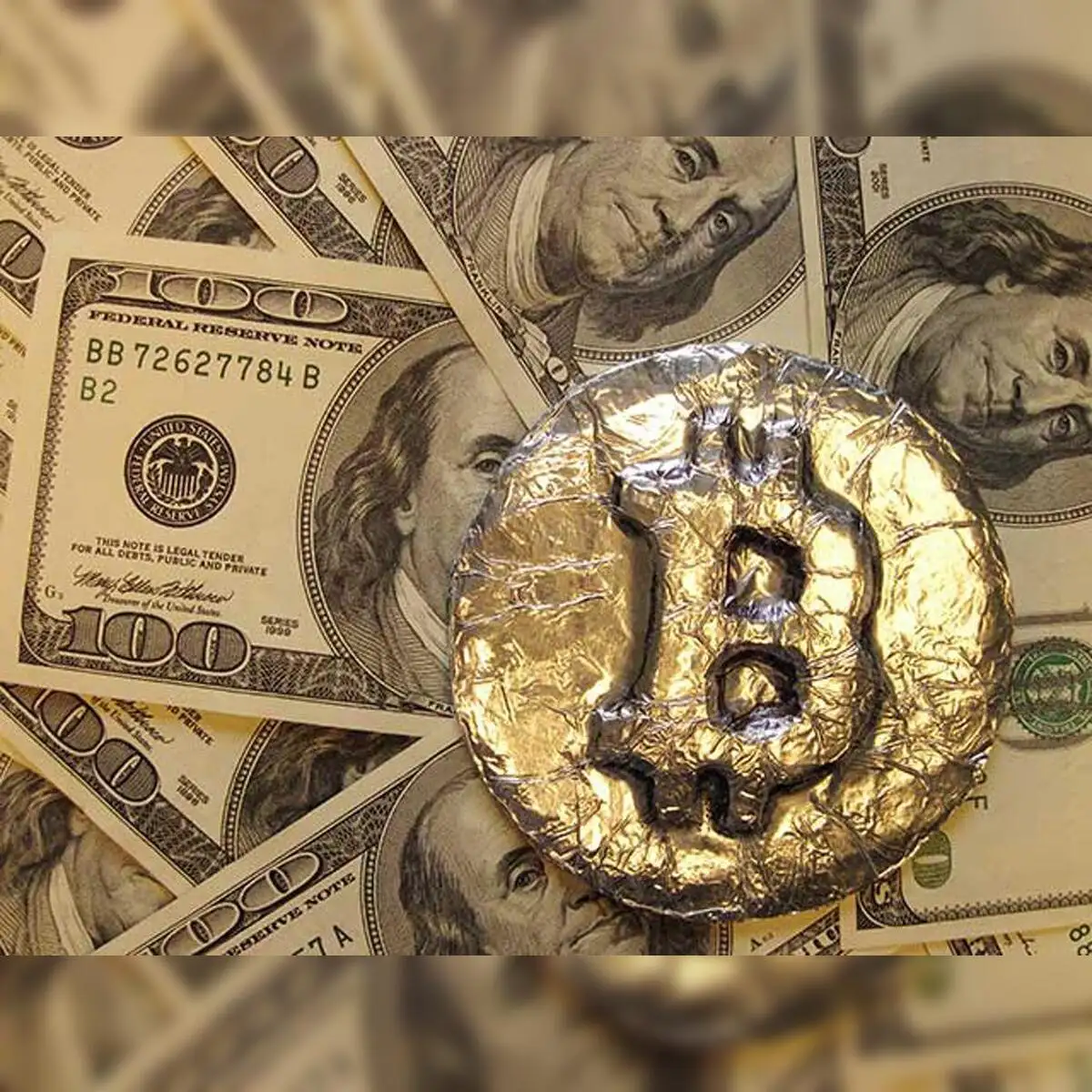 bitcoin: Bitcoin slides below $30,000 level for the first time in a month -  The Economic Times