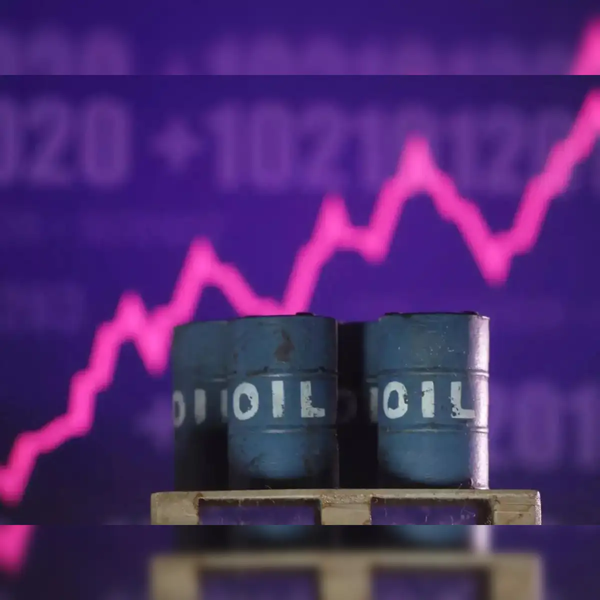 Oil edges up on US crude inventory draw - The Economic Times