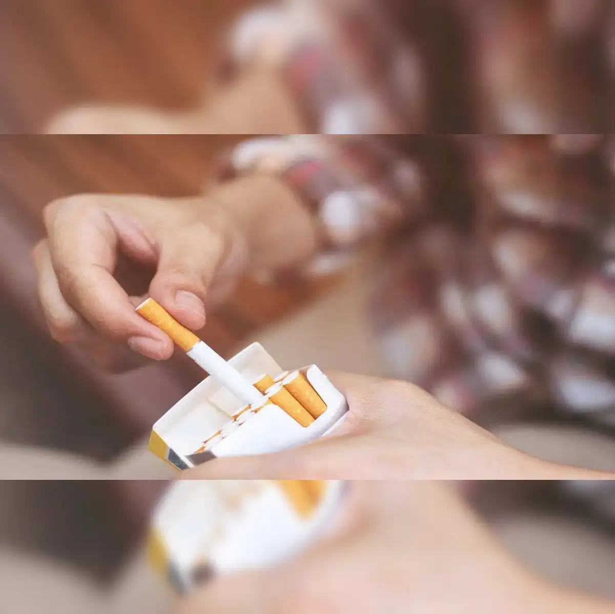 tobacco wrapped cigarettes In the UK, tobacco companies have bypassed the menthol ban by wrapping  their cigarettes with tobacco leaves and calling them 'cigarillos' :  r/mildlyinteresting